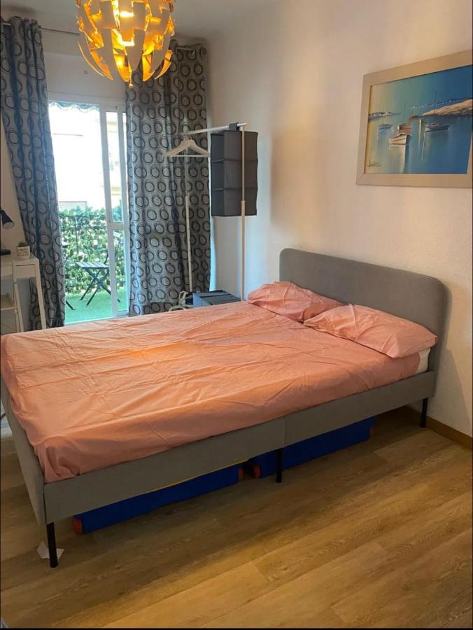 Apartamento De Habitaciones Privadas En El Centro De Màlaga Exteriér fotografie