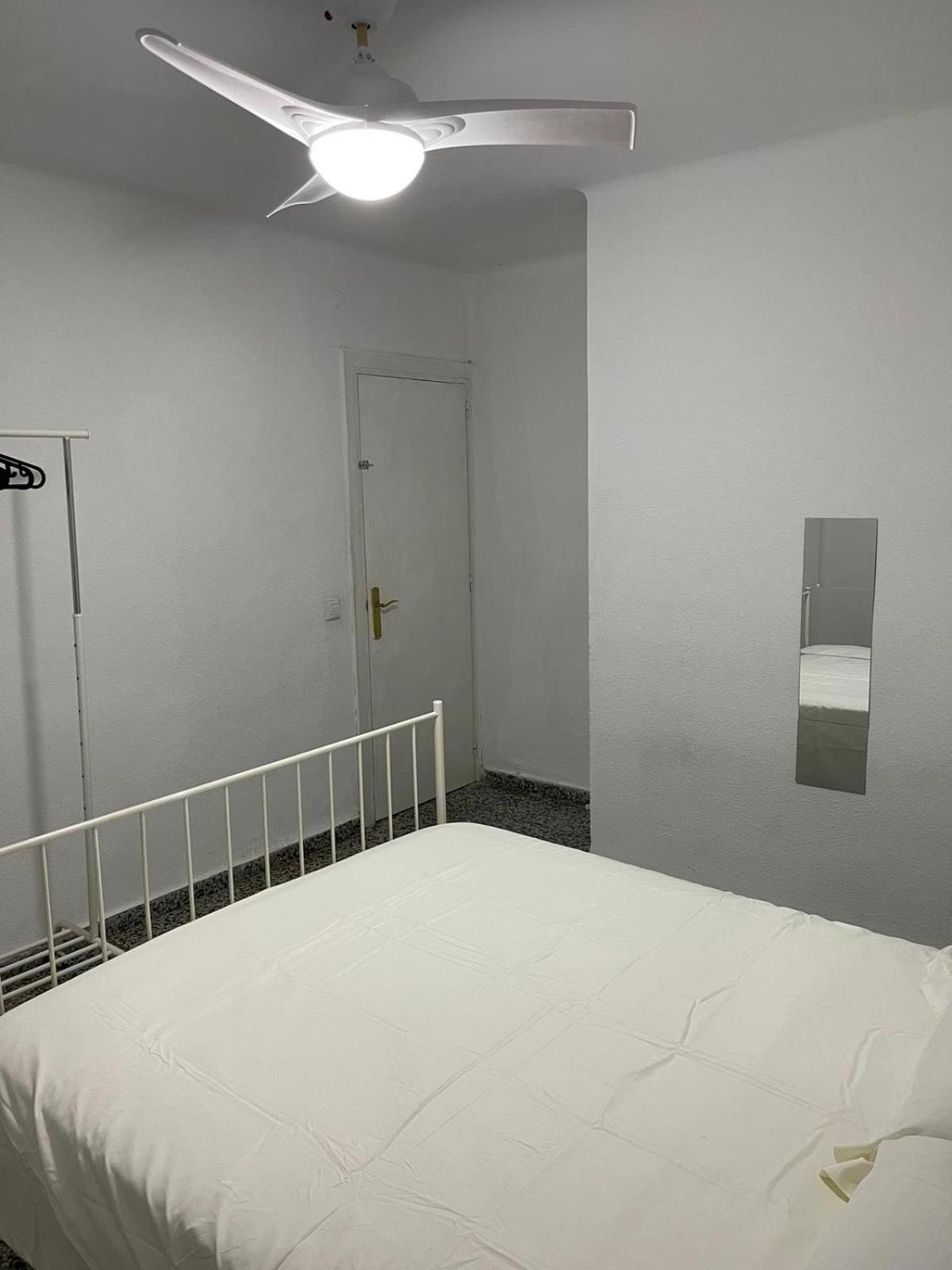 Apartamento De Habitaciones Privadas En El Centro De Màlaga Exteriér fotografie