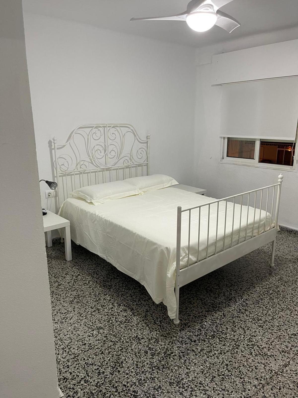 Apartamento De Habitaciones Privadas En El Centro De Màlaga Exteriér fotografie