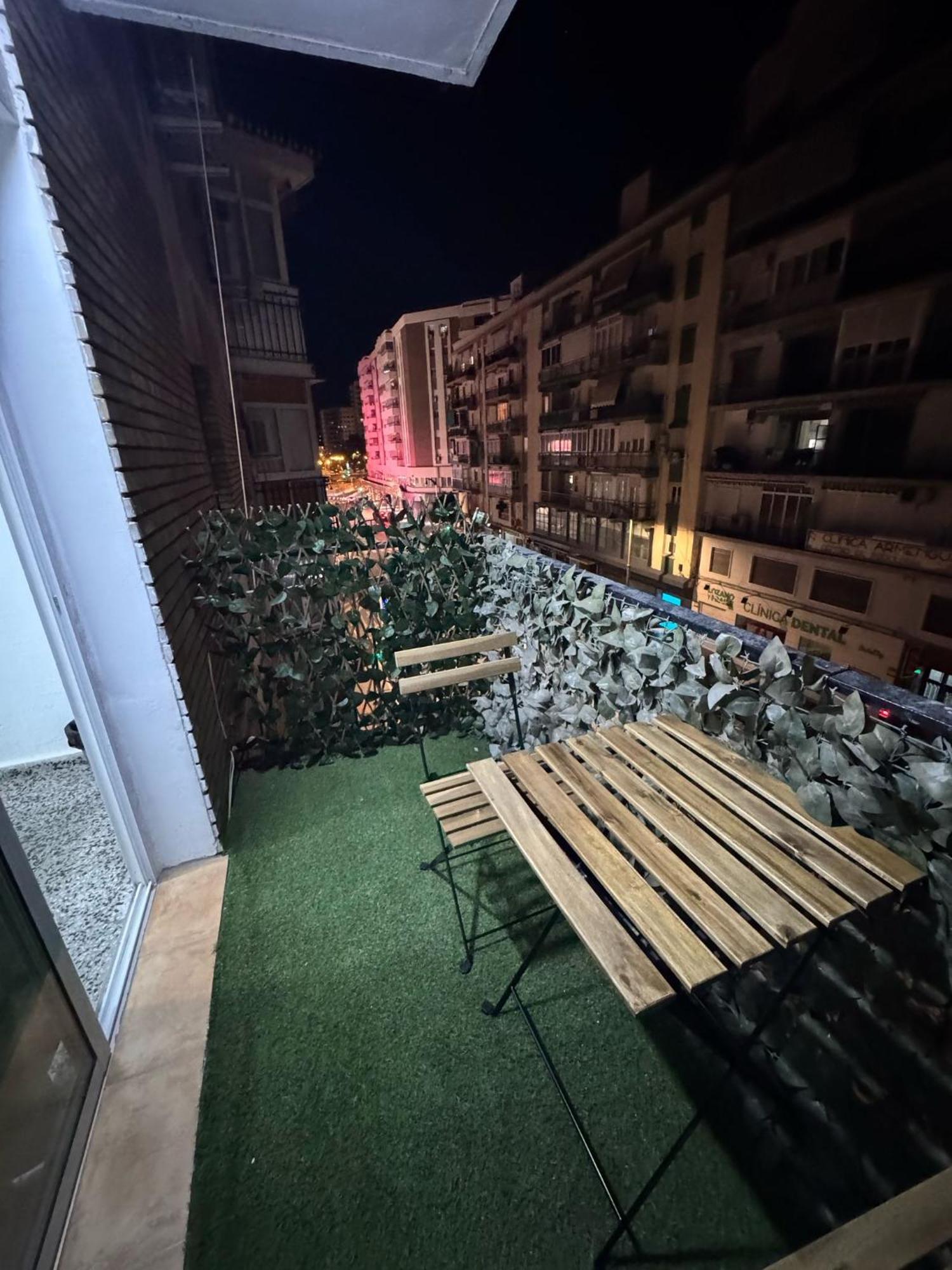 Apartamento De Habitaciones Privadas En El Centro De Màlaga Exteriér fotografie