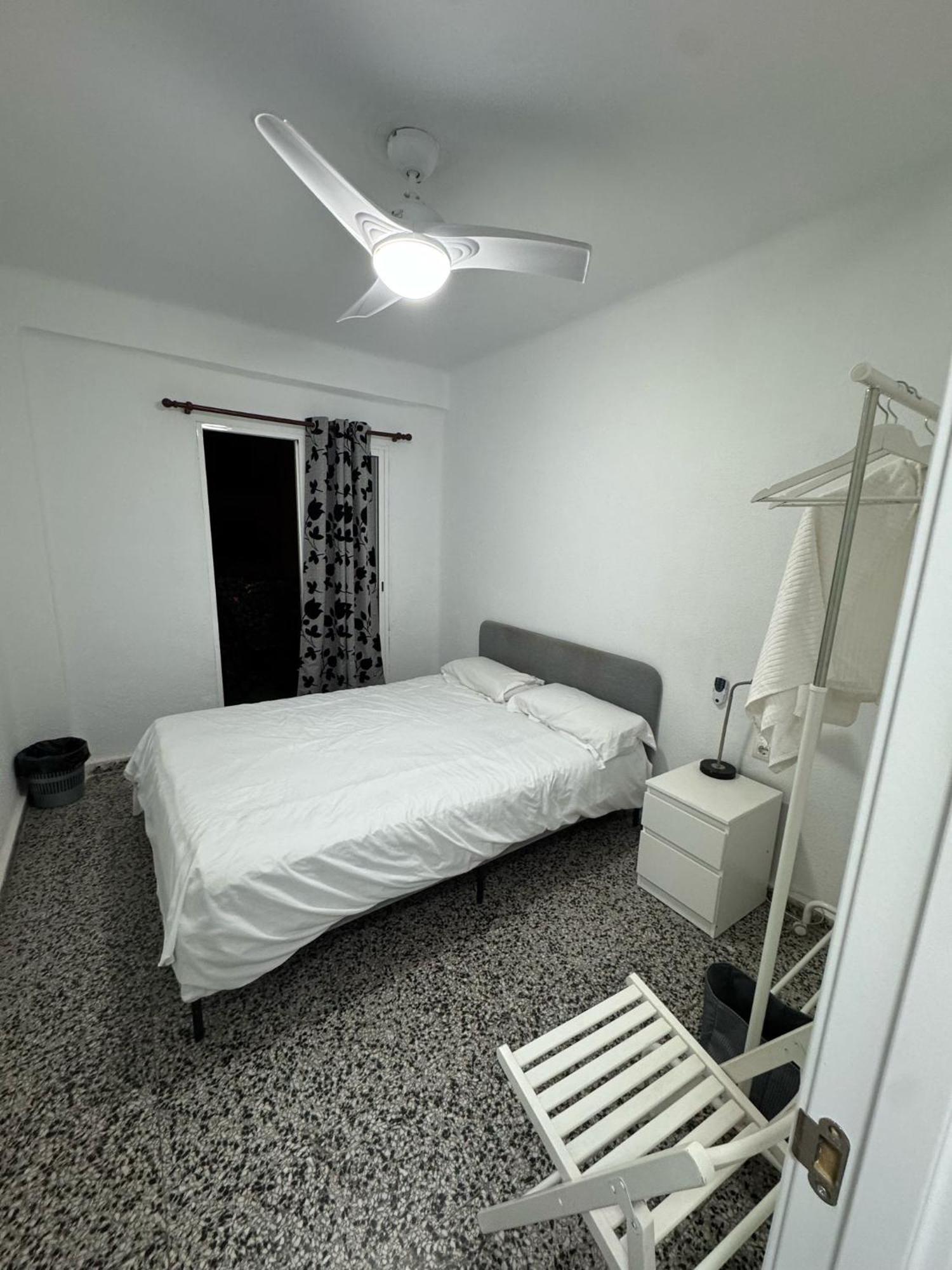 Apartamento De Habitaciones Privadas En El Centro De Màlaga Exteriér fotografie